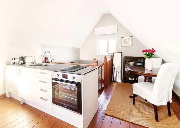 Little Dene Lodge By The Suffolk Cottage Collection
